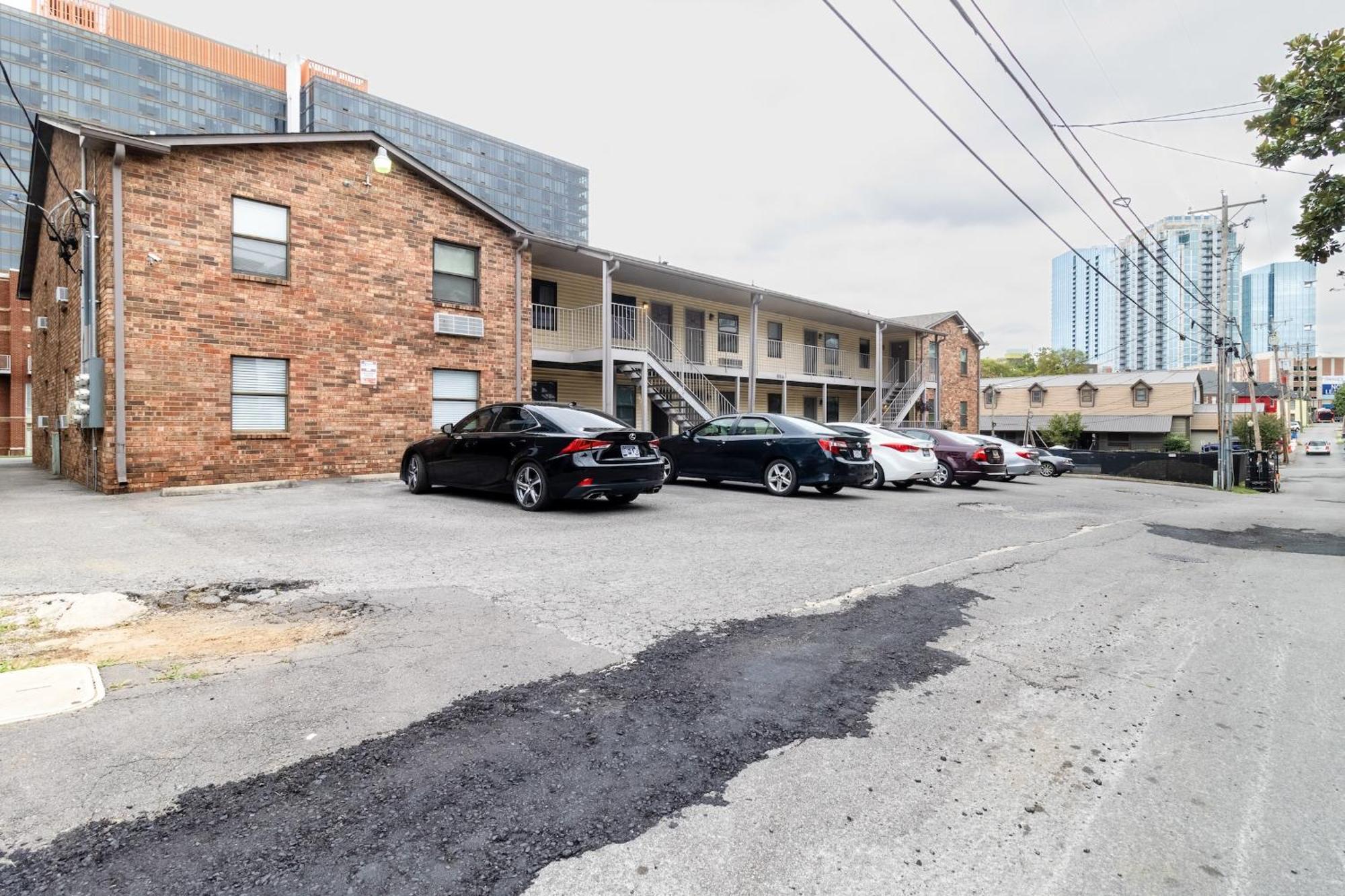 Downtown 1Br Condo With Full Kitchen, Pet-Friendly Nashville Dış mekan fotoğraf